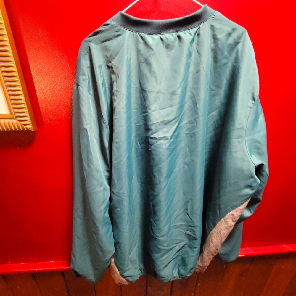 eagles gameday pullover